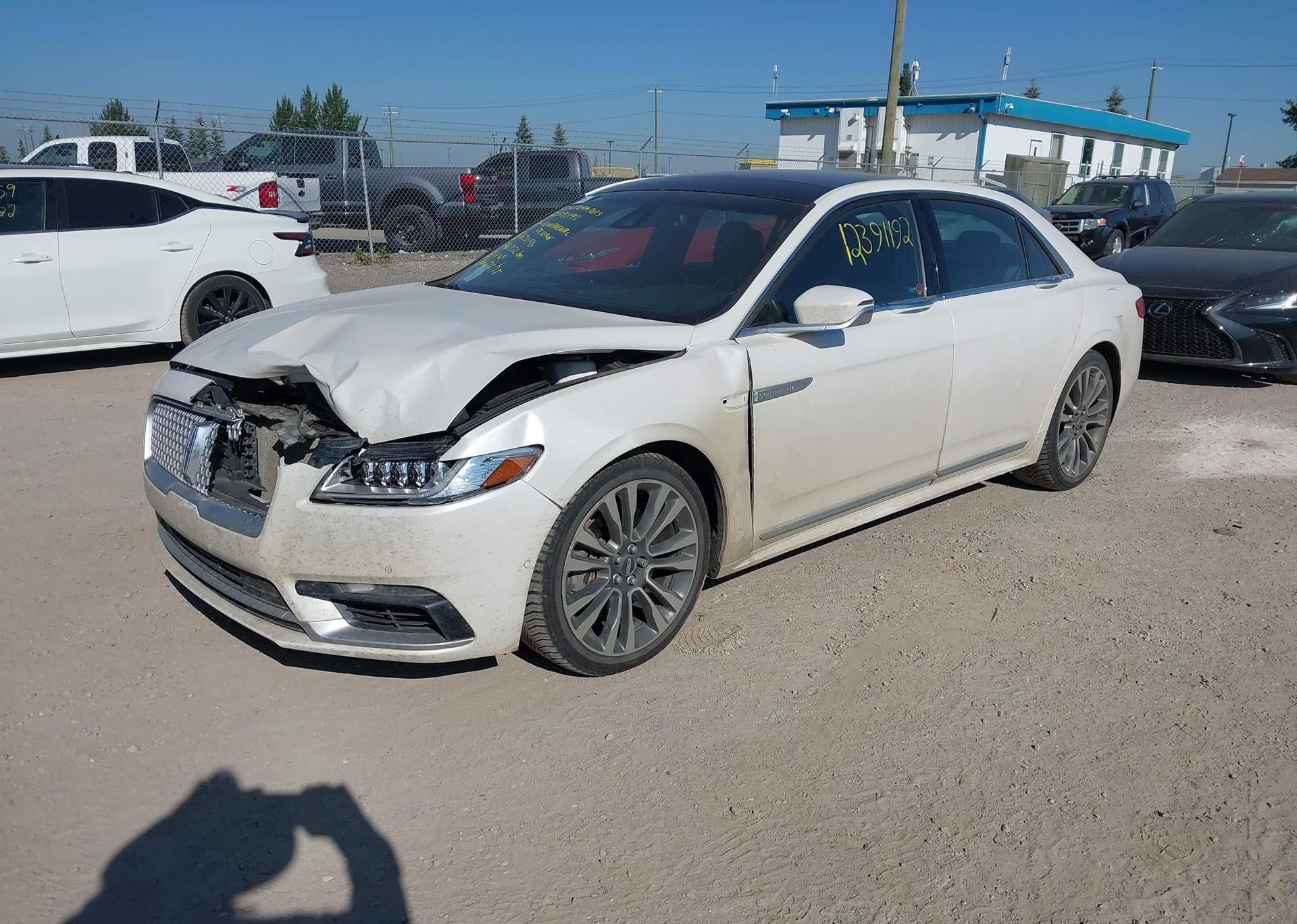 2017 LINCOLN CONTINENTAL RESERVE