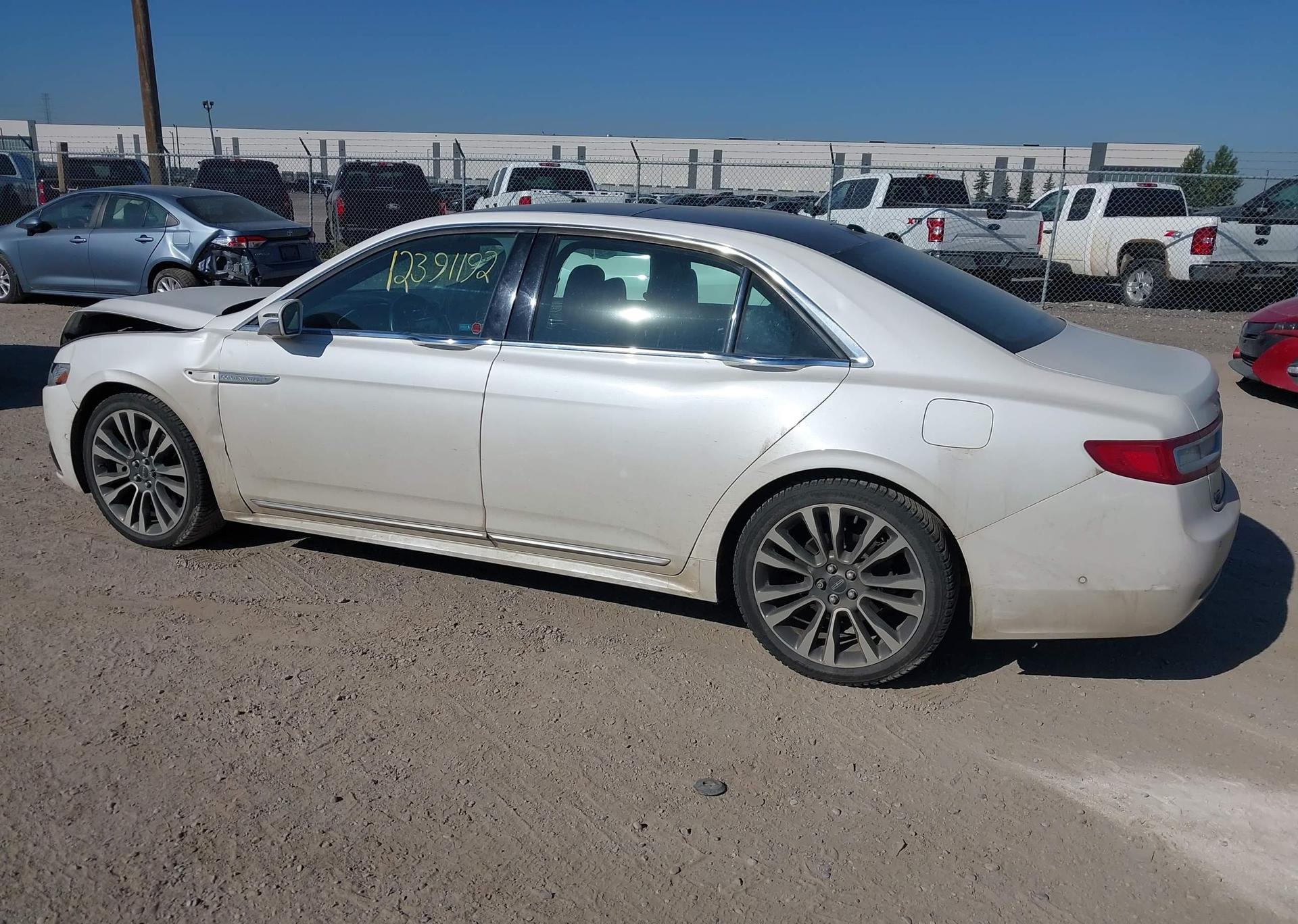 2017 LINCOLN CONTINENTAL RESERVE