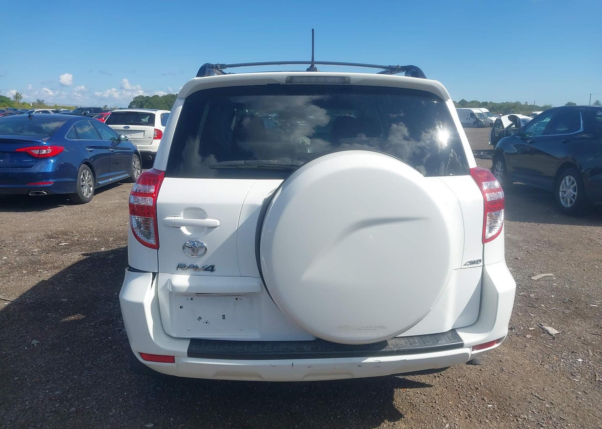 2012 TOYOTA RAV4 BASE V6