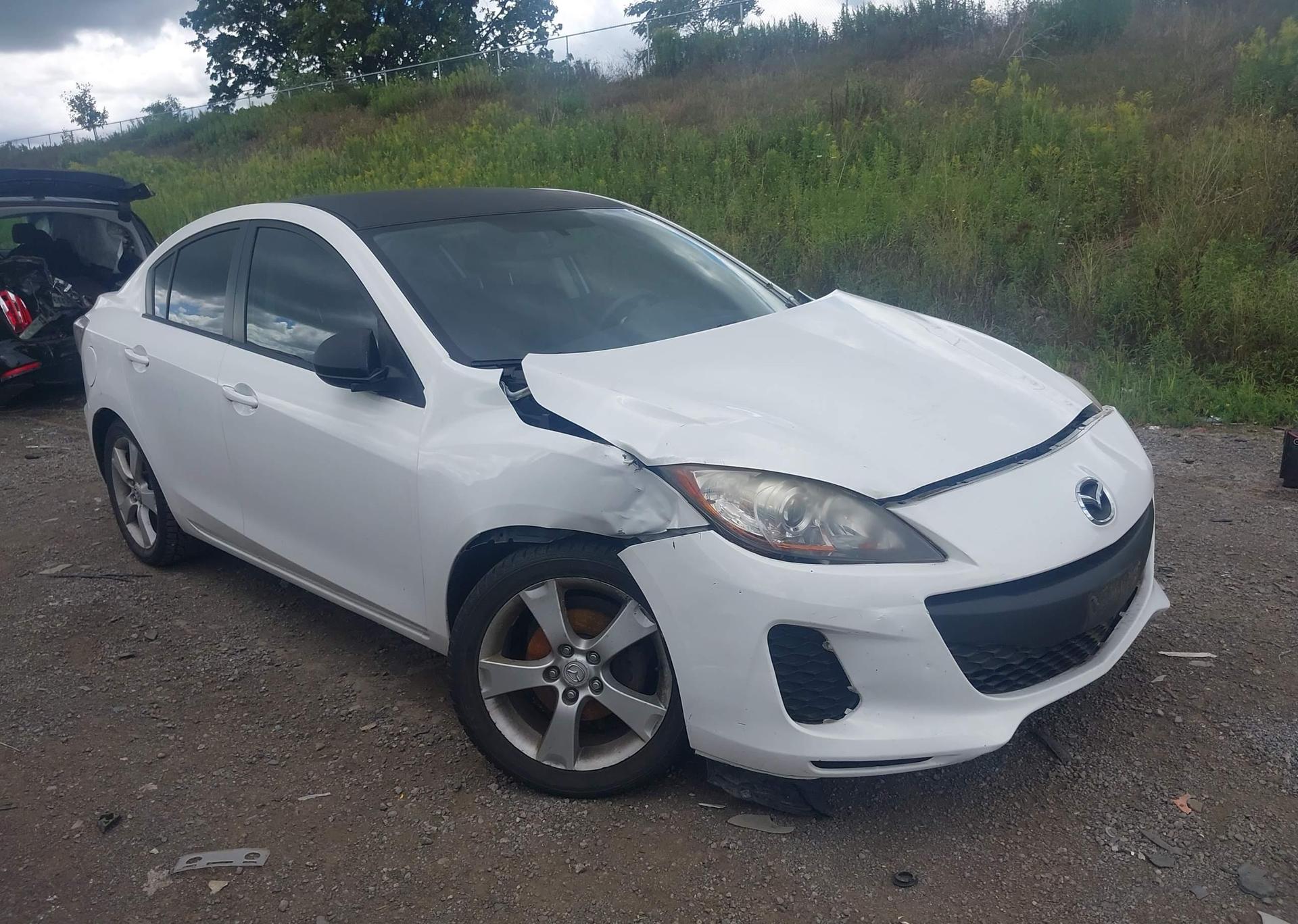2012 MAZDA 3 I