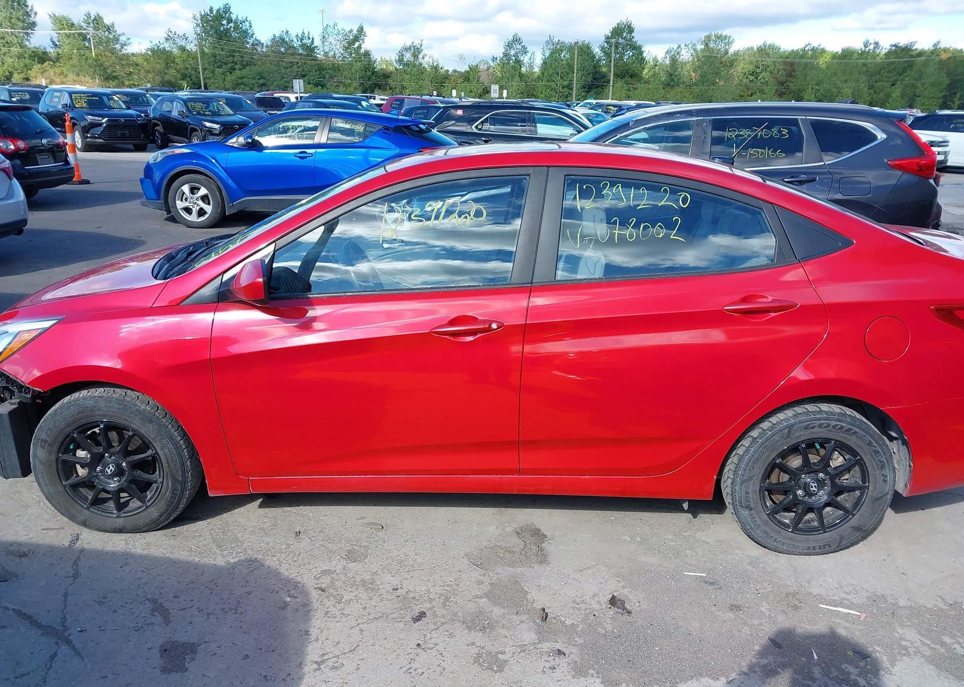 2016 HYUNDAI ACCENT SE