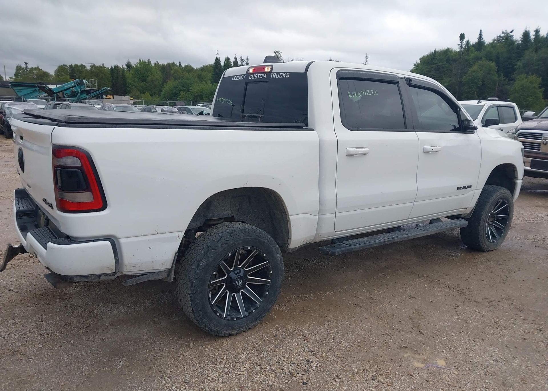 2022 RAM 1500 SPORT