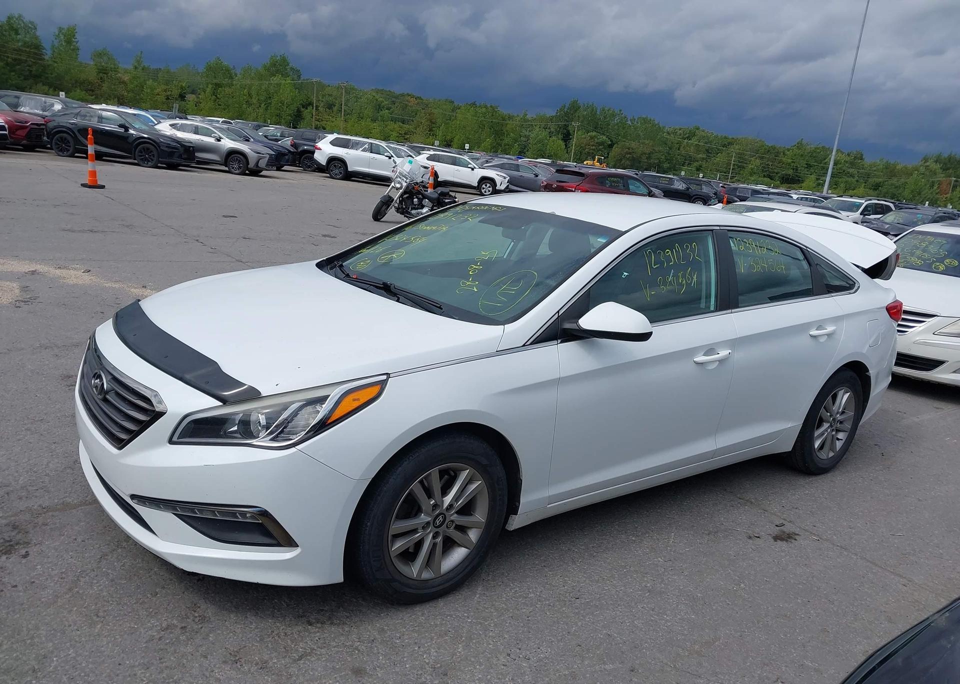 2016 HYUNDAI VELOSTER RALLY