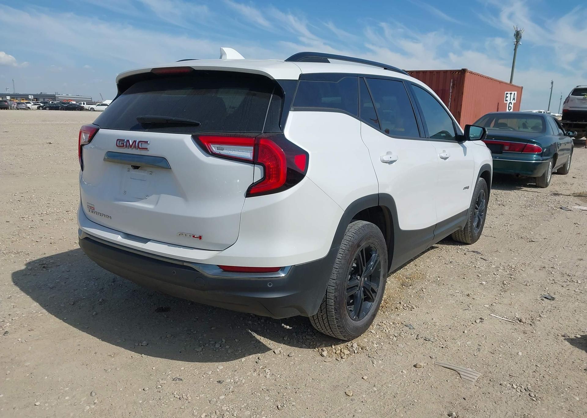 2024 GMC TERRAIN AT4
