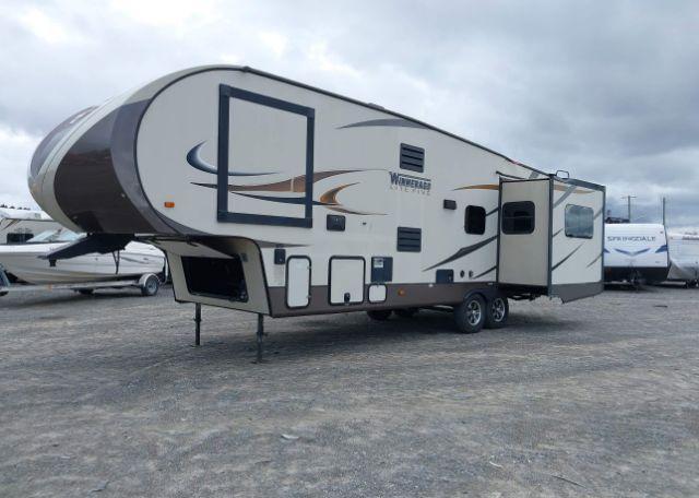 2014 WINNEBAGO MINNIE PLUS 5TH WHEEL TRAILER