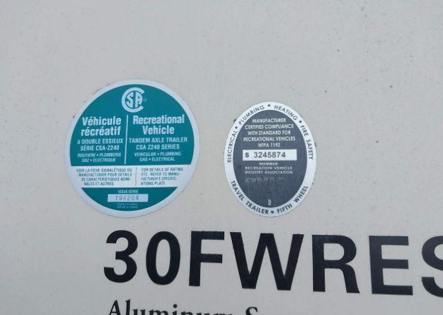 2014 WINNEBAGO MINNIE PLUS 5TH WHEEL TRAILER