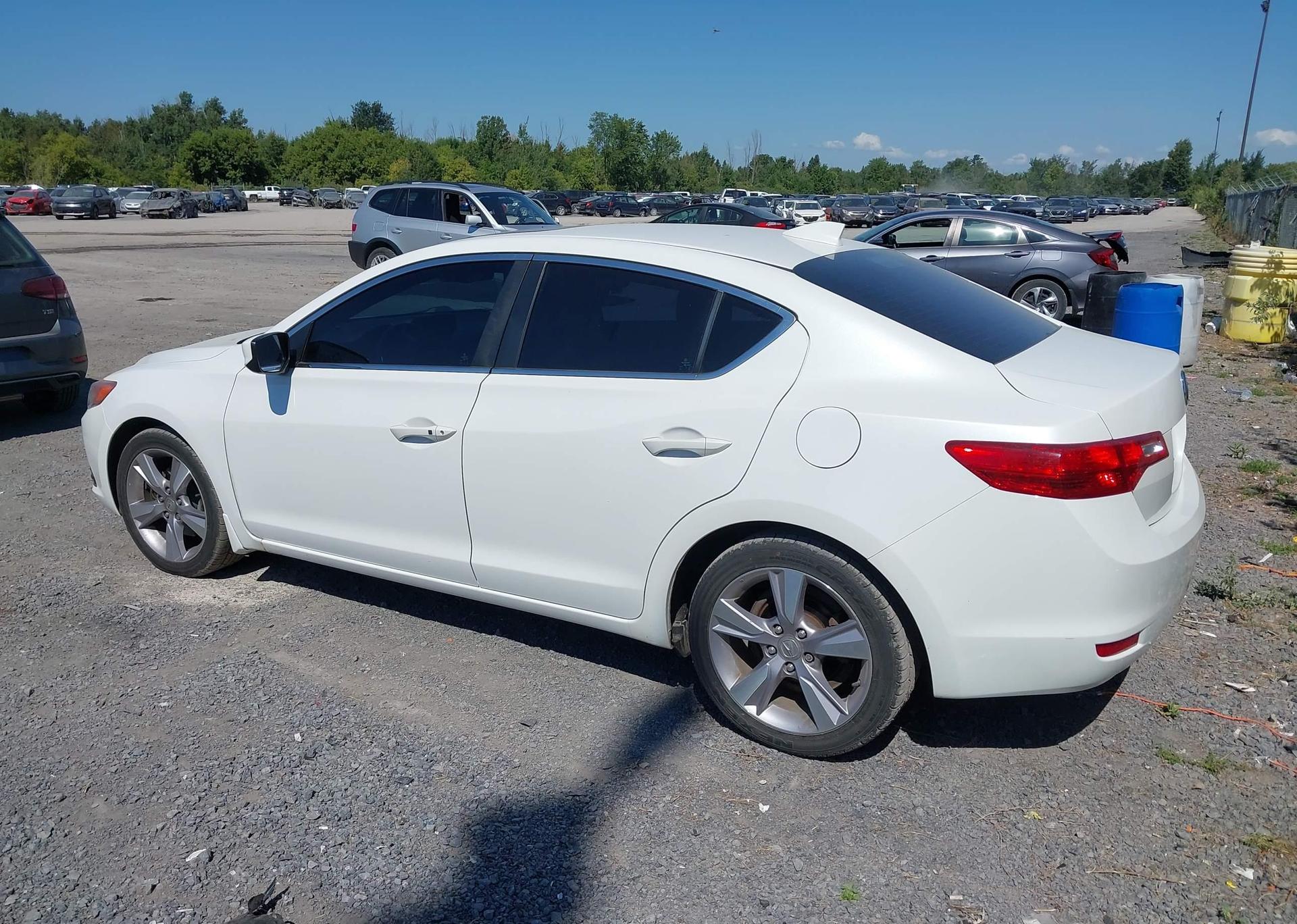 2013 ACURA ILX 24 PREMIUM