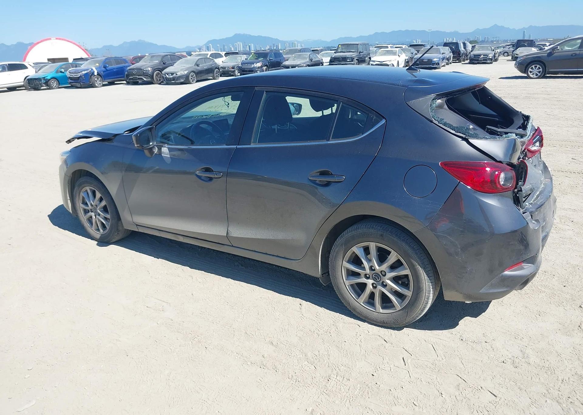 2018 MAZDA 3 TOURING