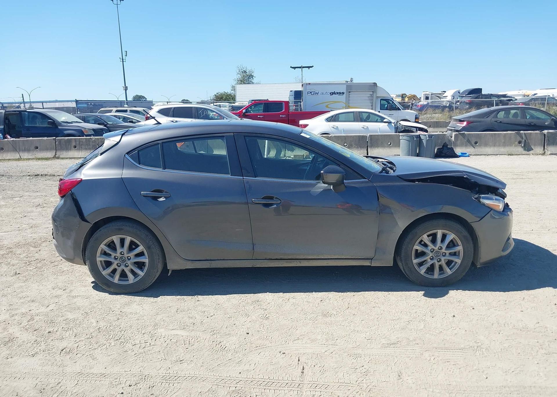 2018 MAZDA 3 TOURING