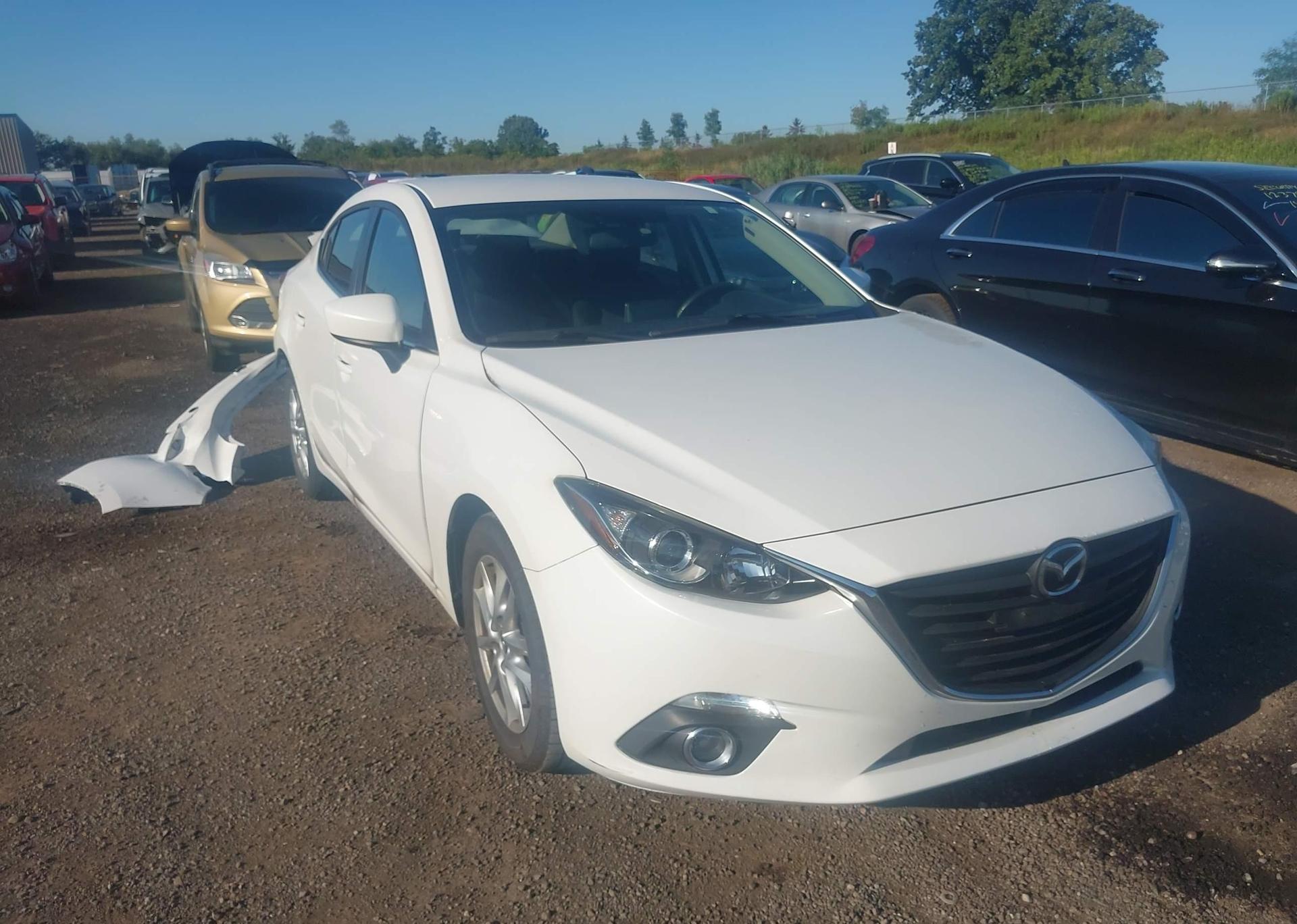 2014 MAZDA MAZDA3 GS-SKY
