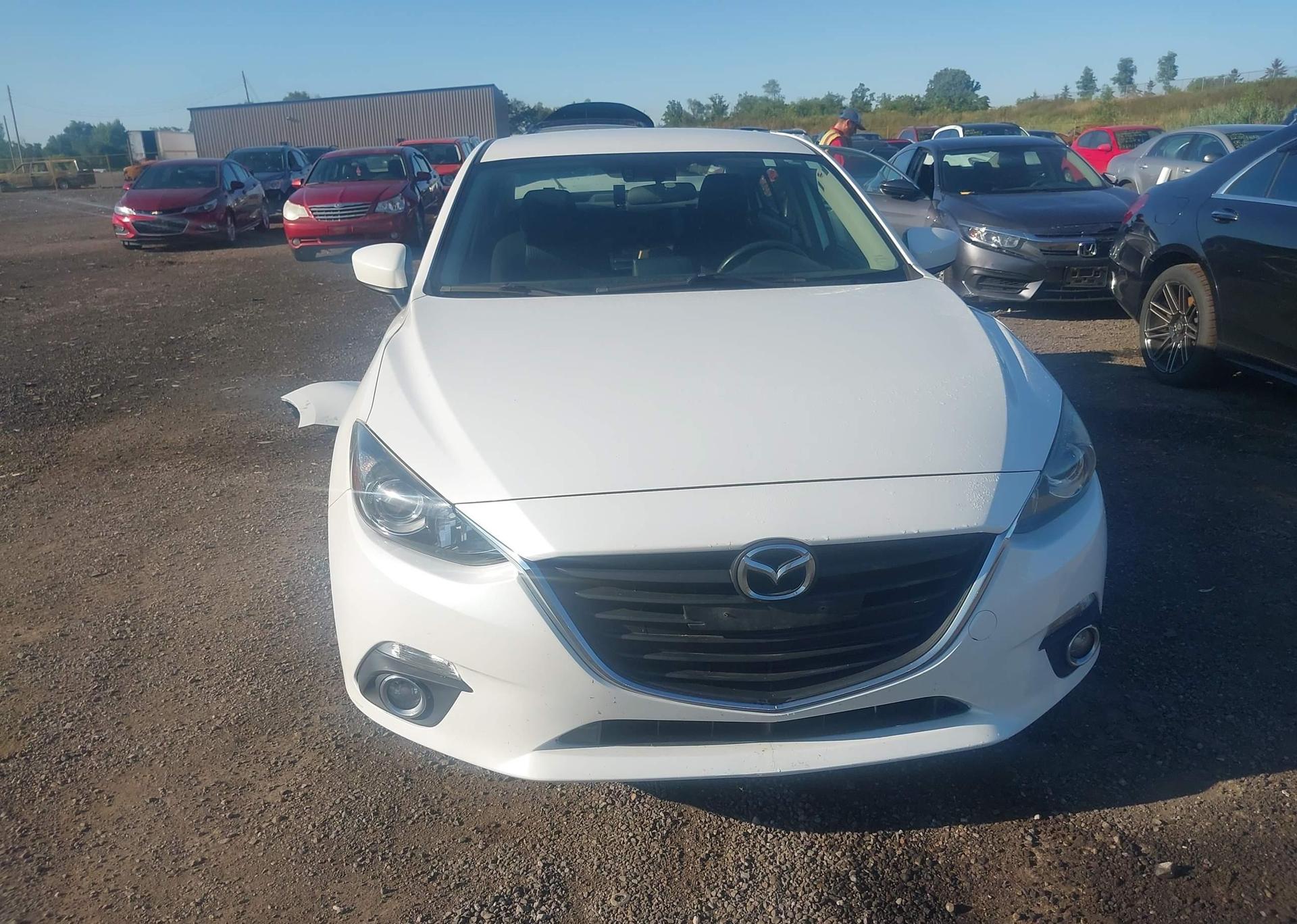 2014 MAZDA MAZDA3 GS-SKY