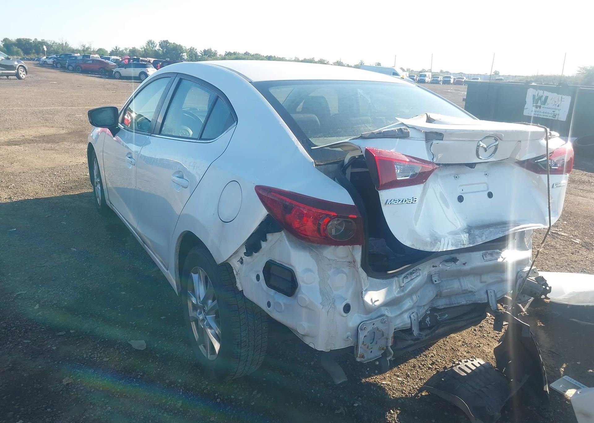 2014 MAZDA MAZDA3 GS-SKY