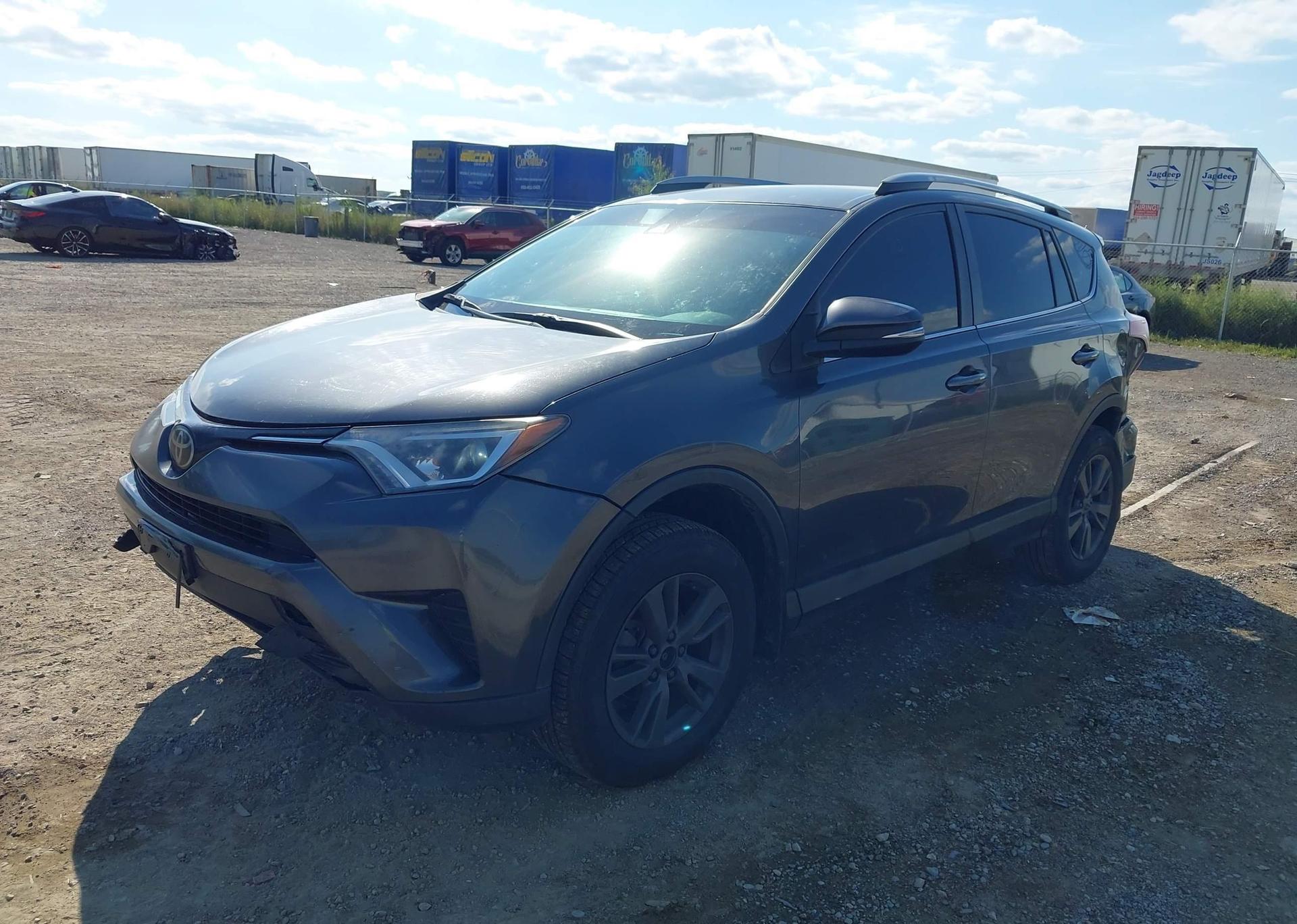 2018 TOYOTA RAV4 LE