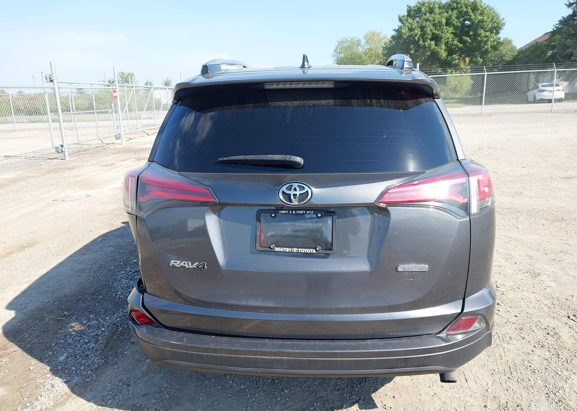 2018 TOYOTA RAV4 LE