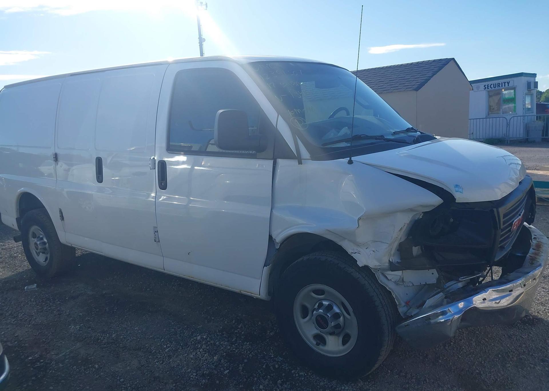2017 GMC SAVANA G2500