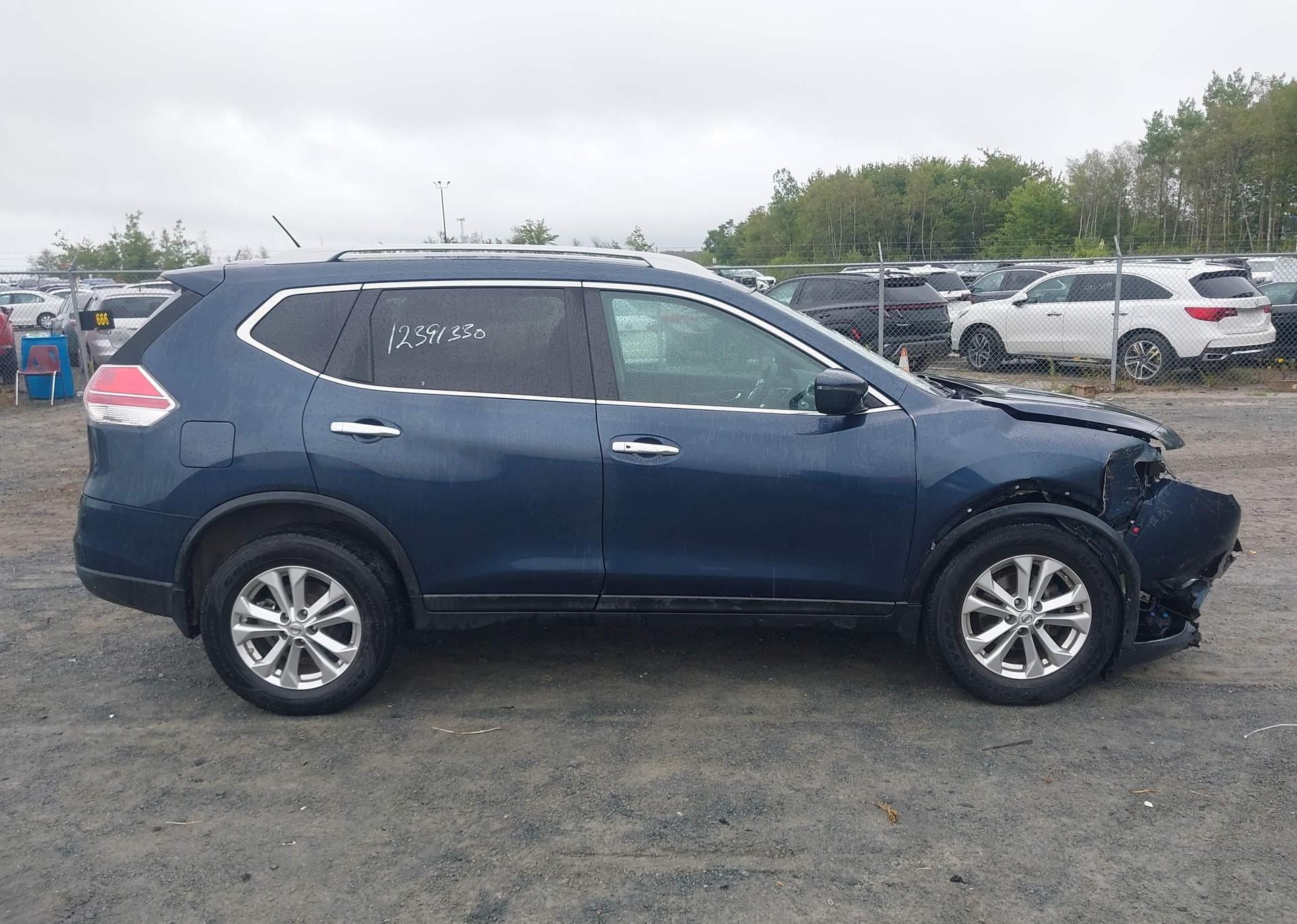 2016 NISSAN ROGUE S