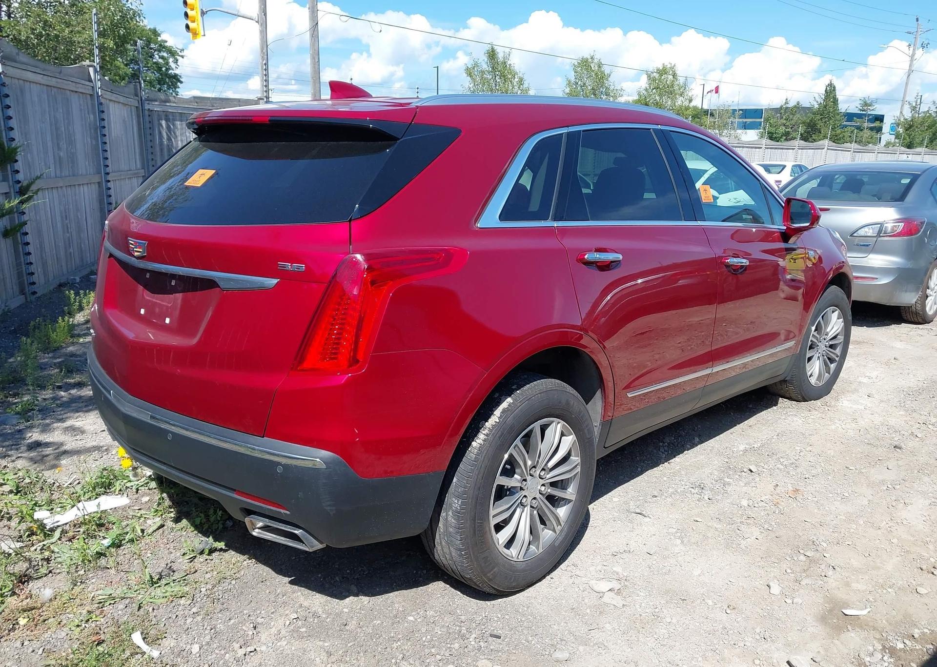 2019 CADILLAC XT5 LUXURY