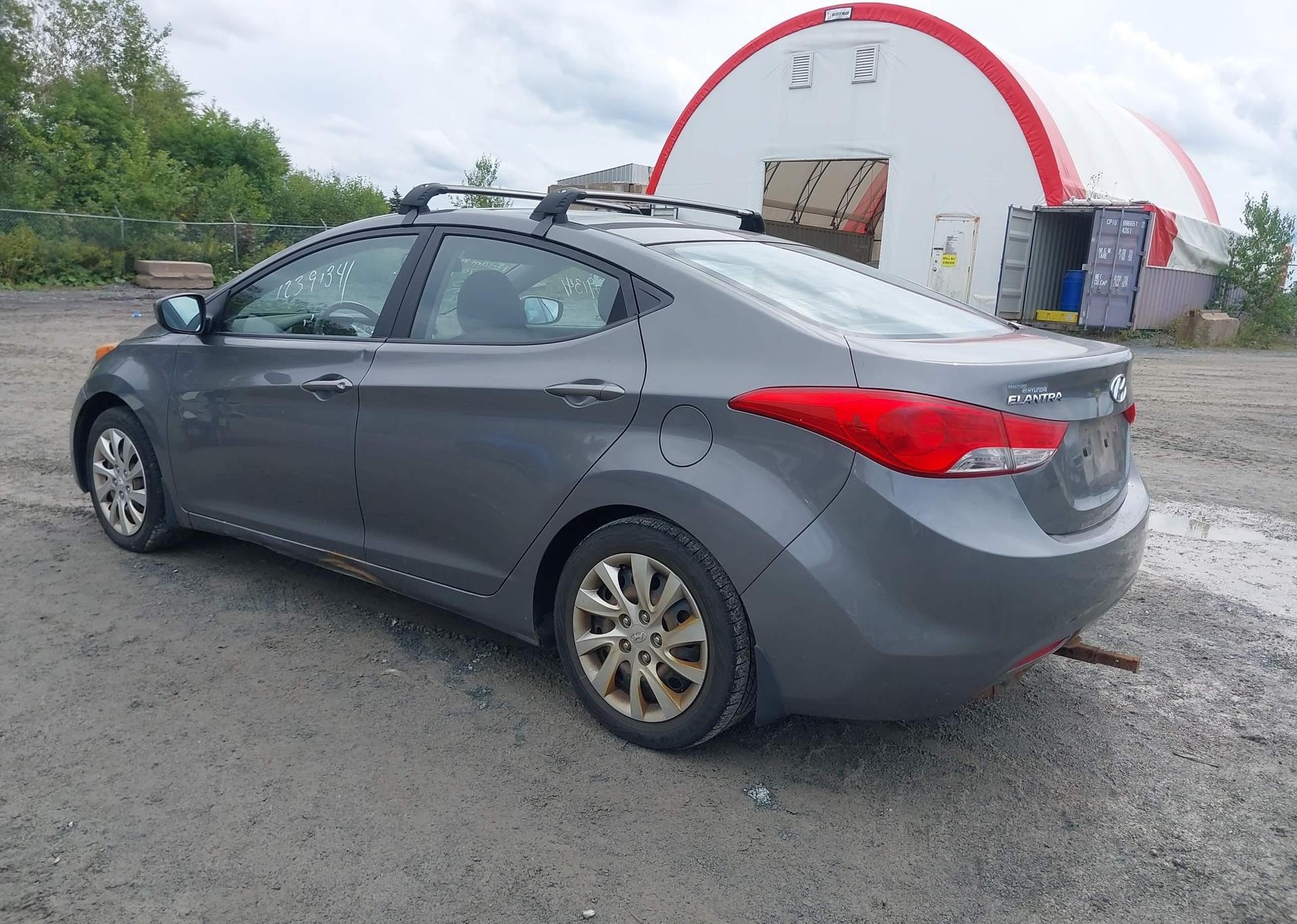 2011 HYUNDAI ELANTRA GLS