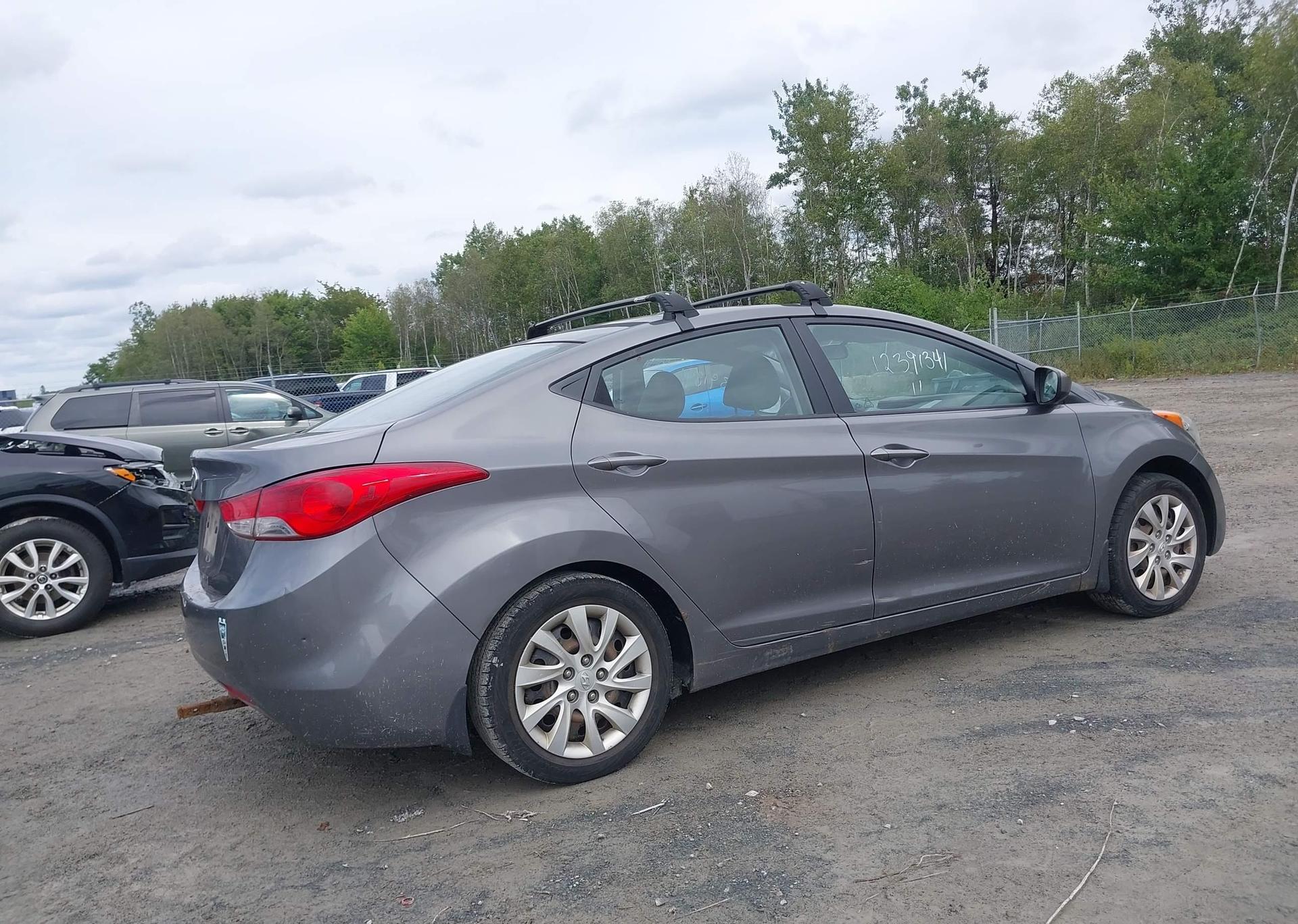 2011 HYUNDAI ELANTRA GLS