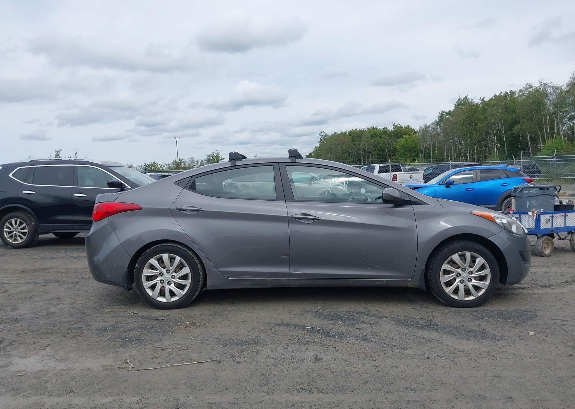 2011 HYUNDAI ELANTRA GLS