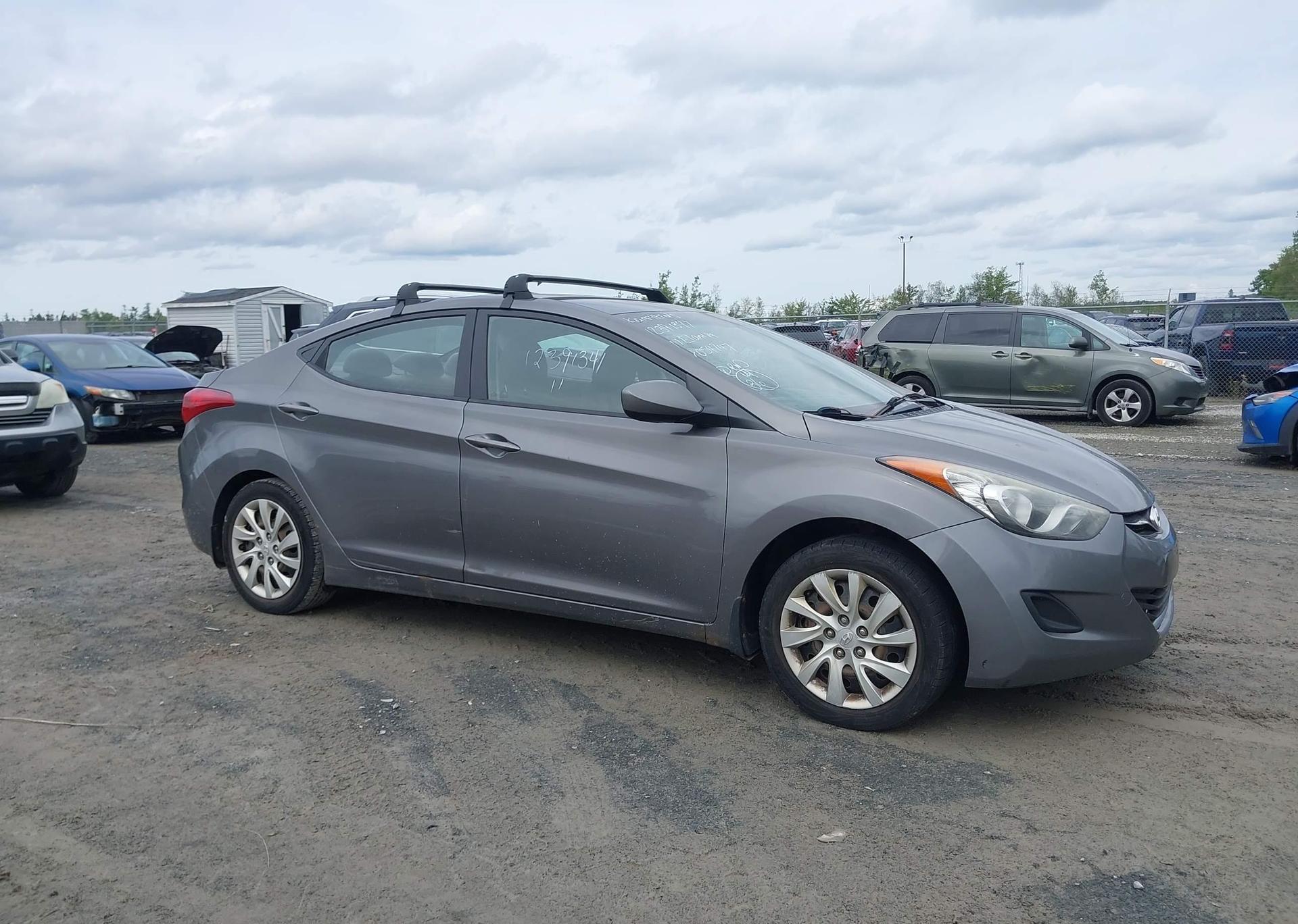 2011 HYUNDAI ELANTRA GLS