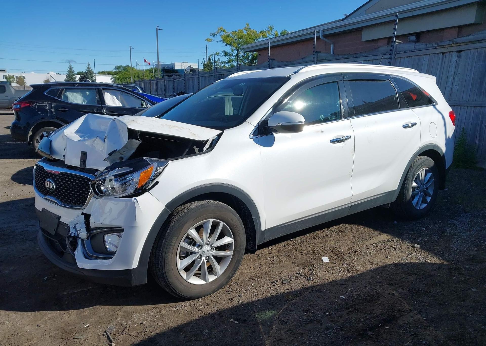 2016 KIA SORENTO LX