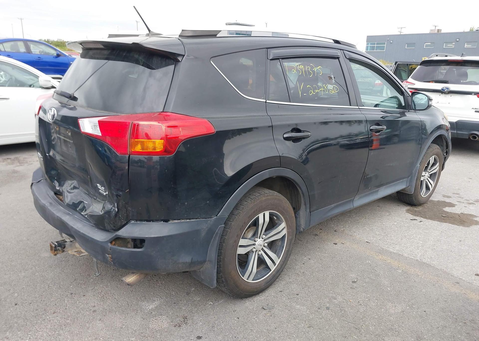 2014 TOYOTA RAV4 XLE
