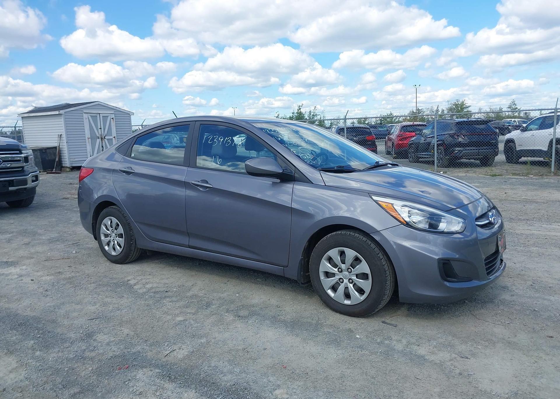 2016 HYUNDAI ACCENT LE