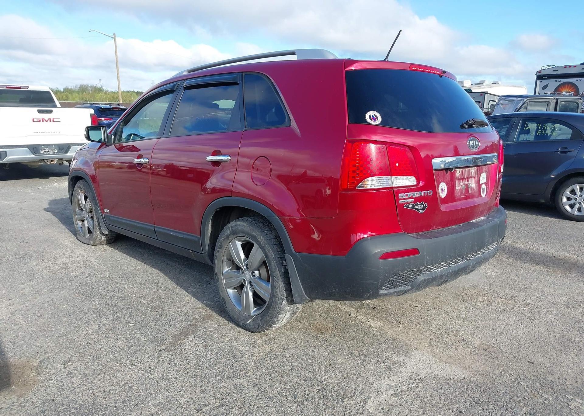 2013 KIA SORENTO EX