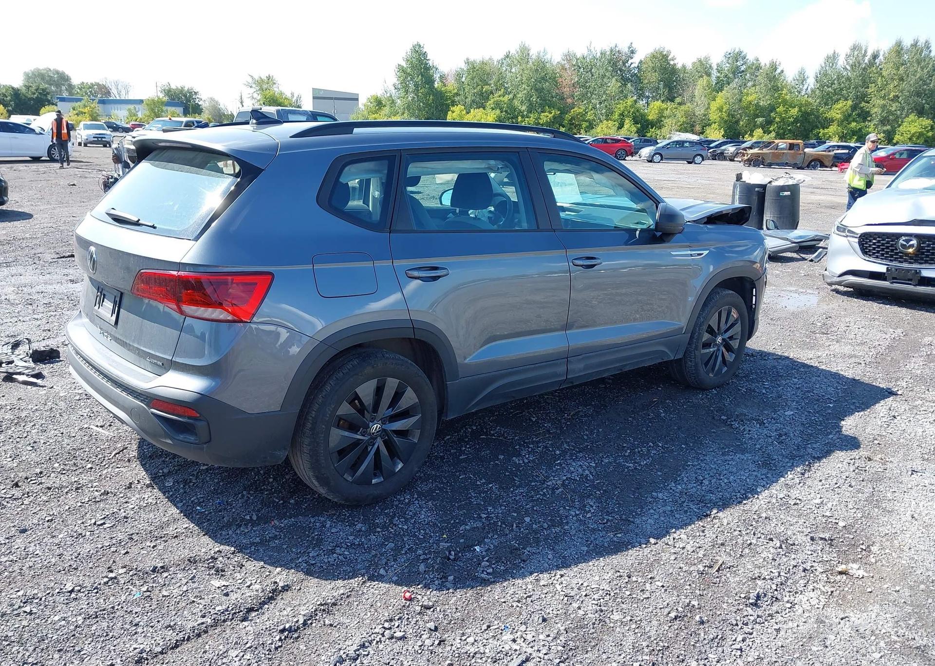 2022 VOLKSWAGEN TAOS TRENDLINE