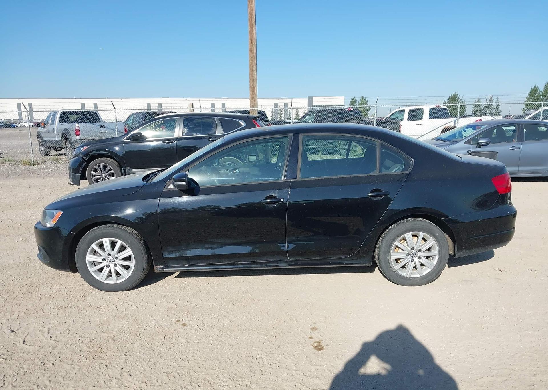 2011 VOLKSWAGEN JETTA