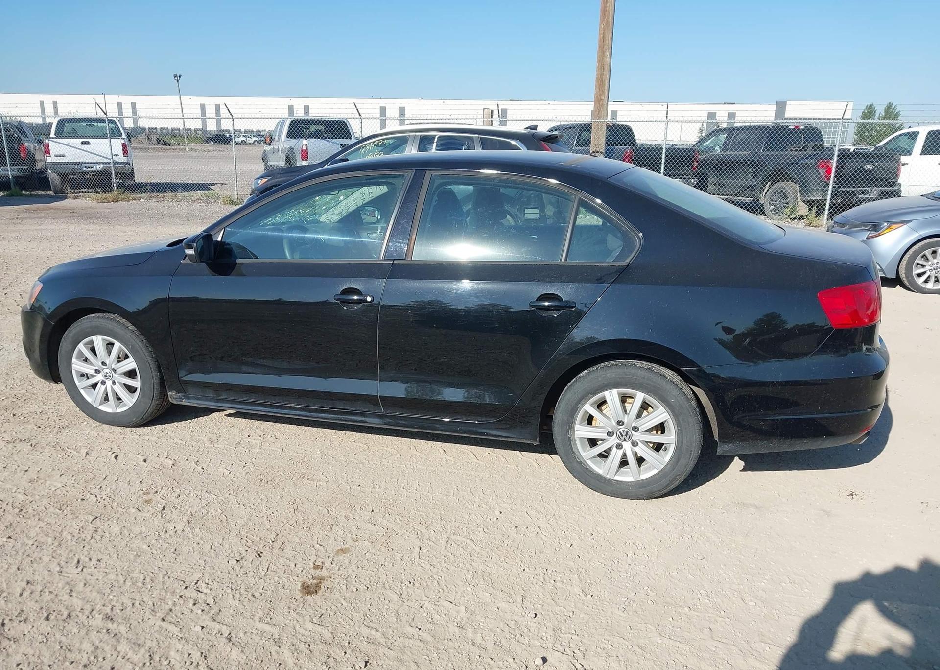 2011 VOLKSWAGEN JETTA