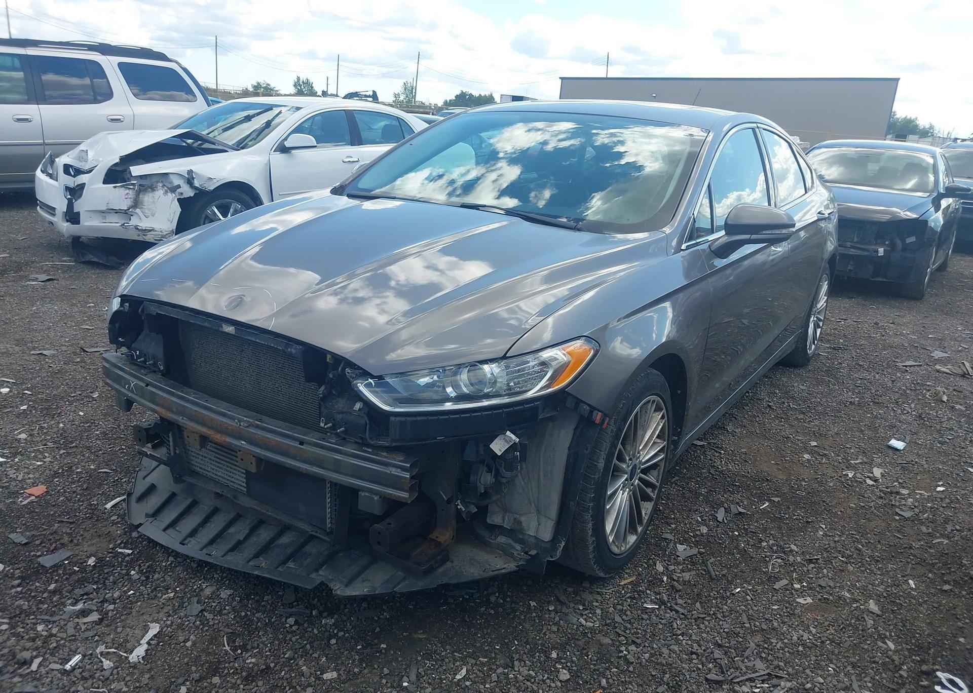 2013 FORD FUSION SE
