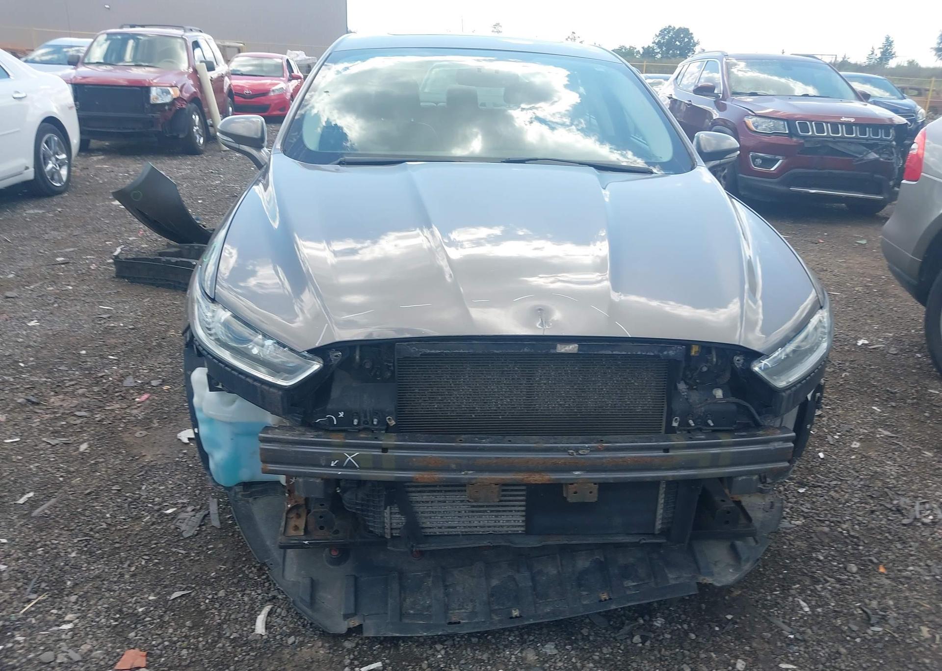 2013 FORD FUSION SE
