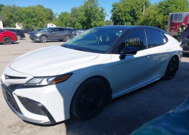 2021 TOYOTA CAMRY XSE