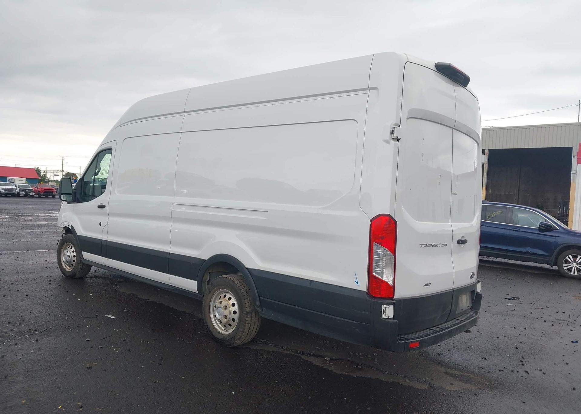 2022 FORD transit t-250