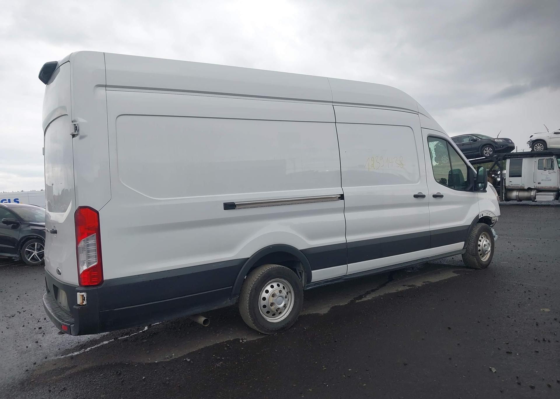 2022 FORD transit t-250