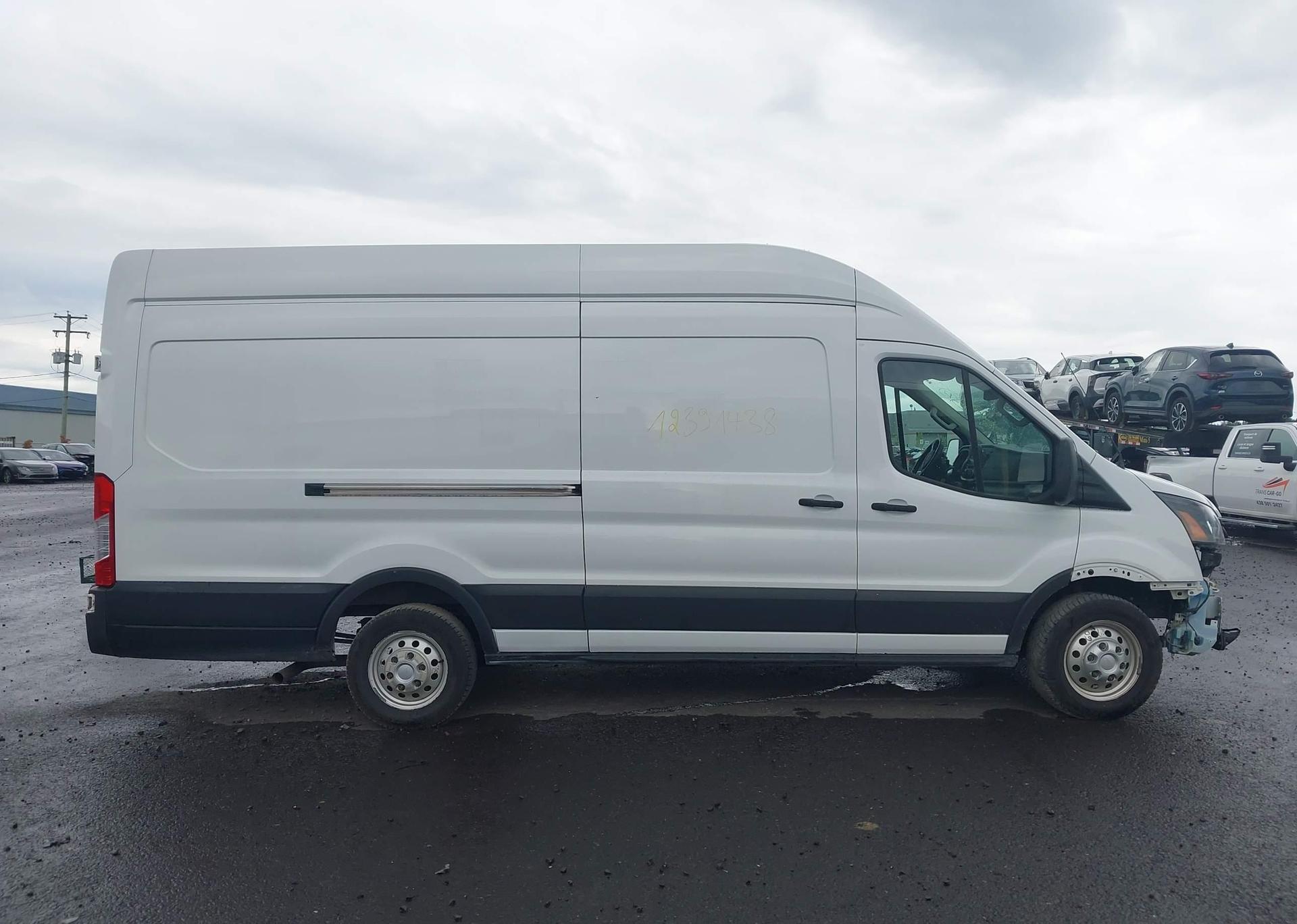 2022 FORD transit t-250
