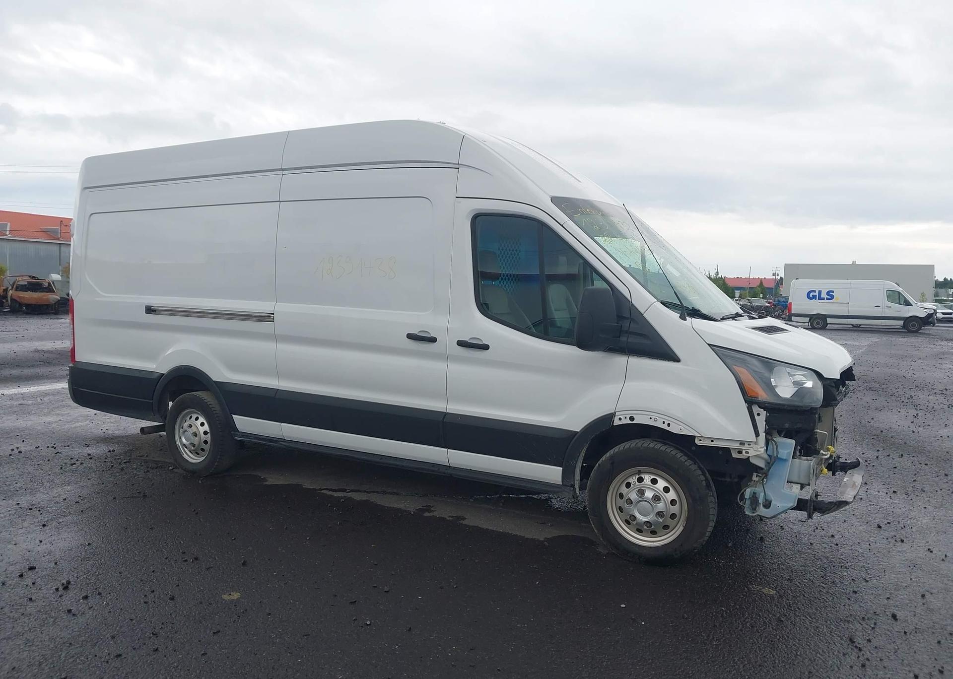 2022 FORD transit t-250