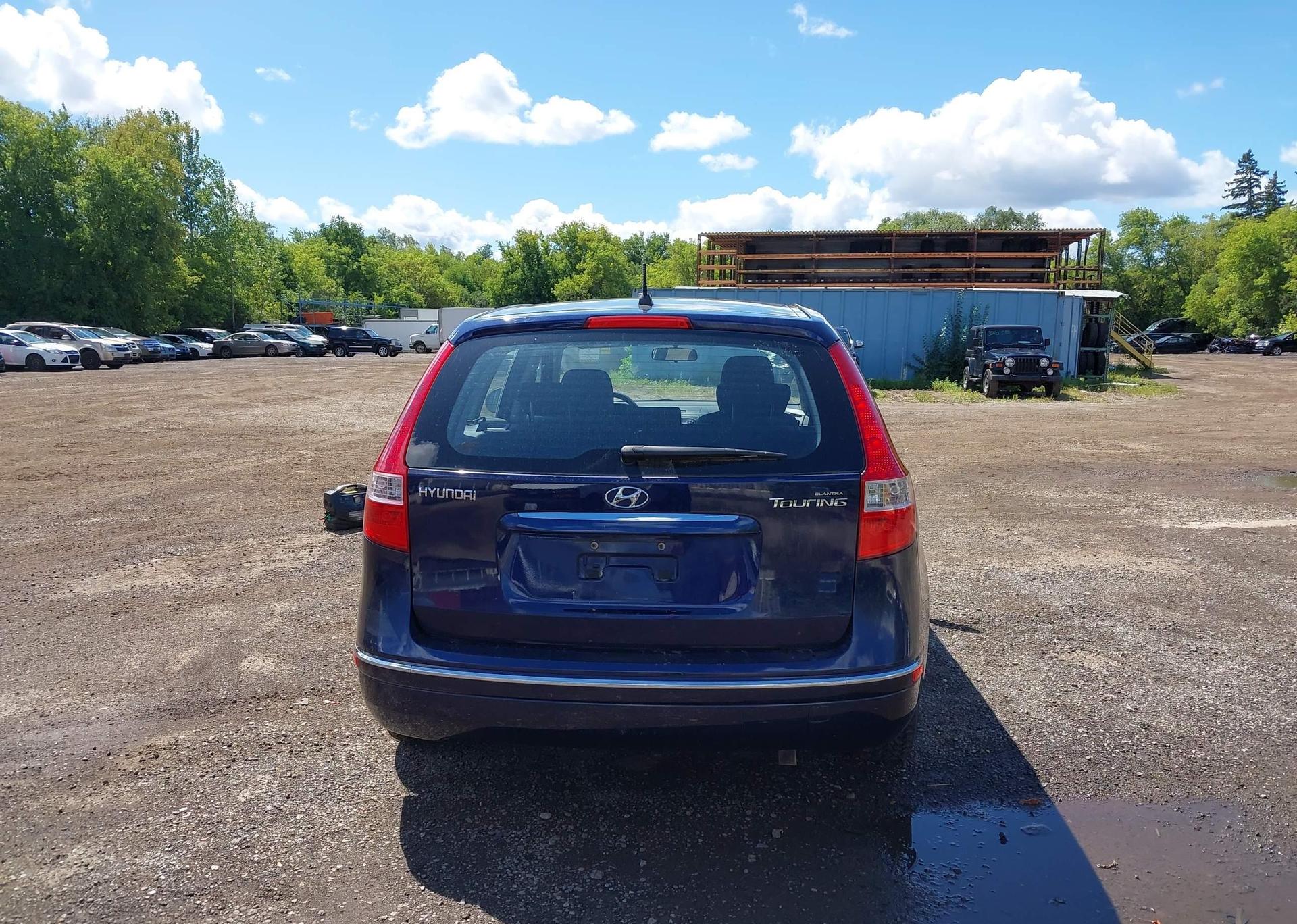 2010 HYUNDAI ELANTRA TOURING GLS