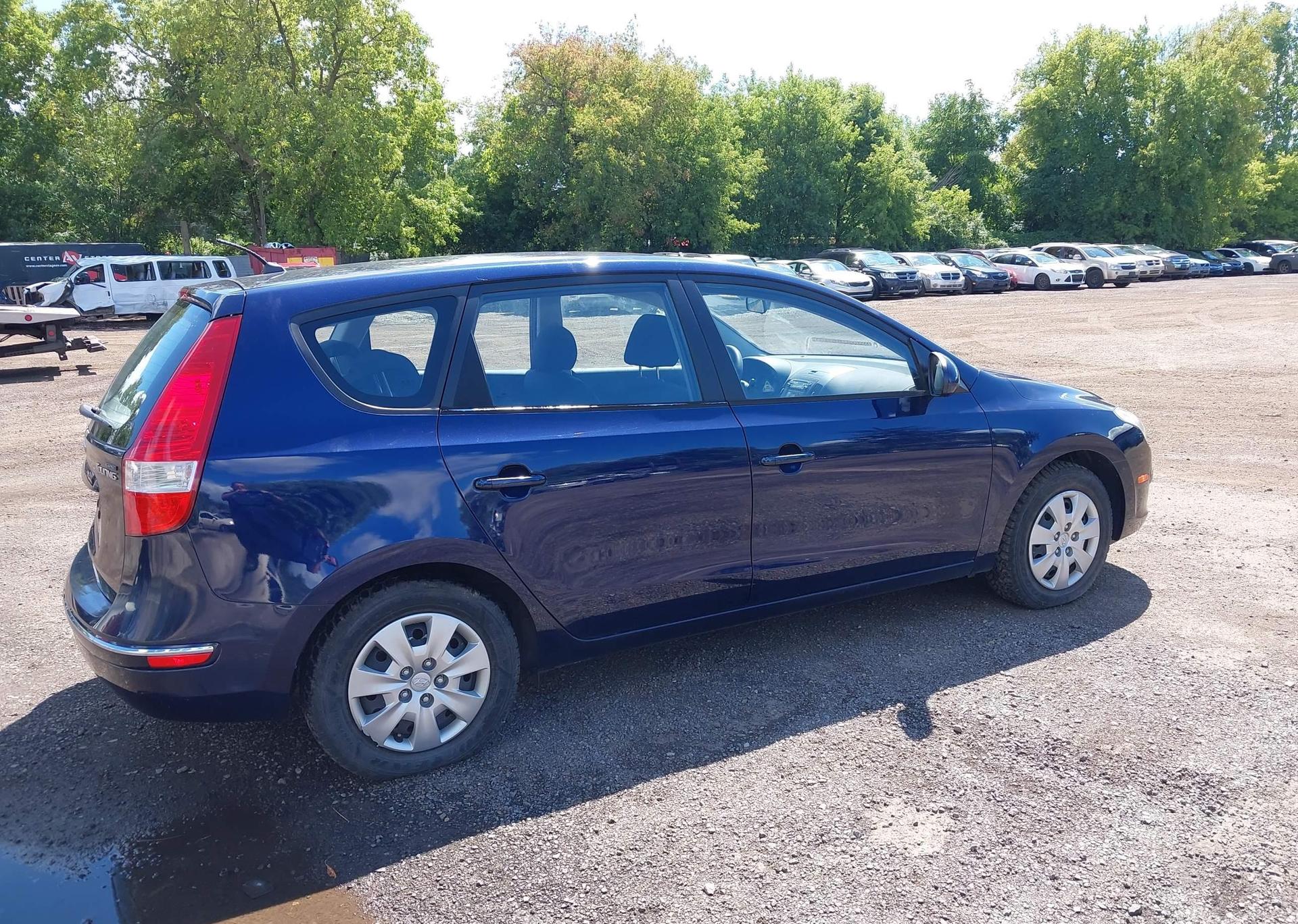 2010 HYUNDAI ELANTRA TOURING GLS