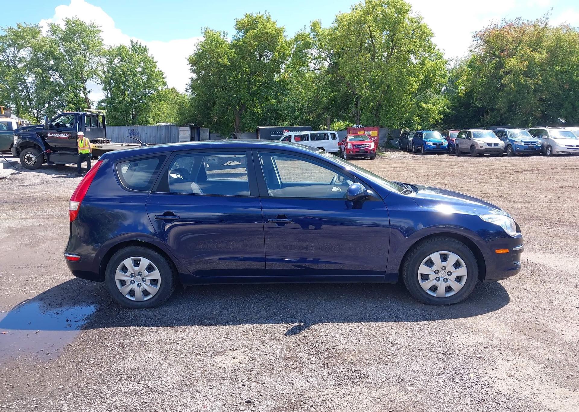 2010 HYUNDAI ELANTRA TOURING GLS