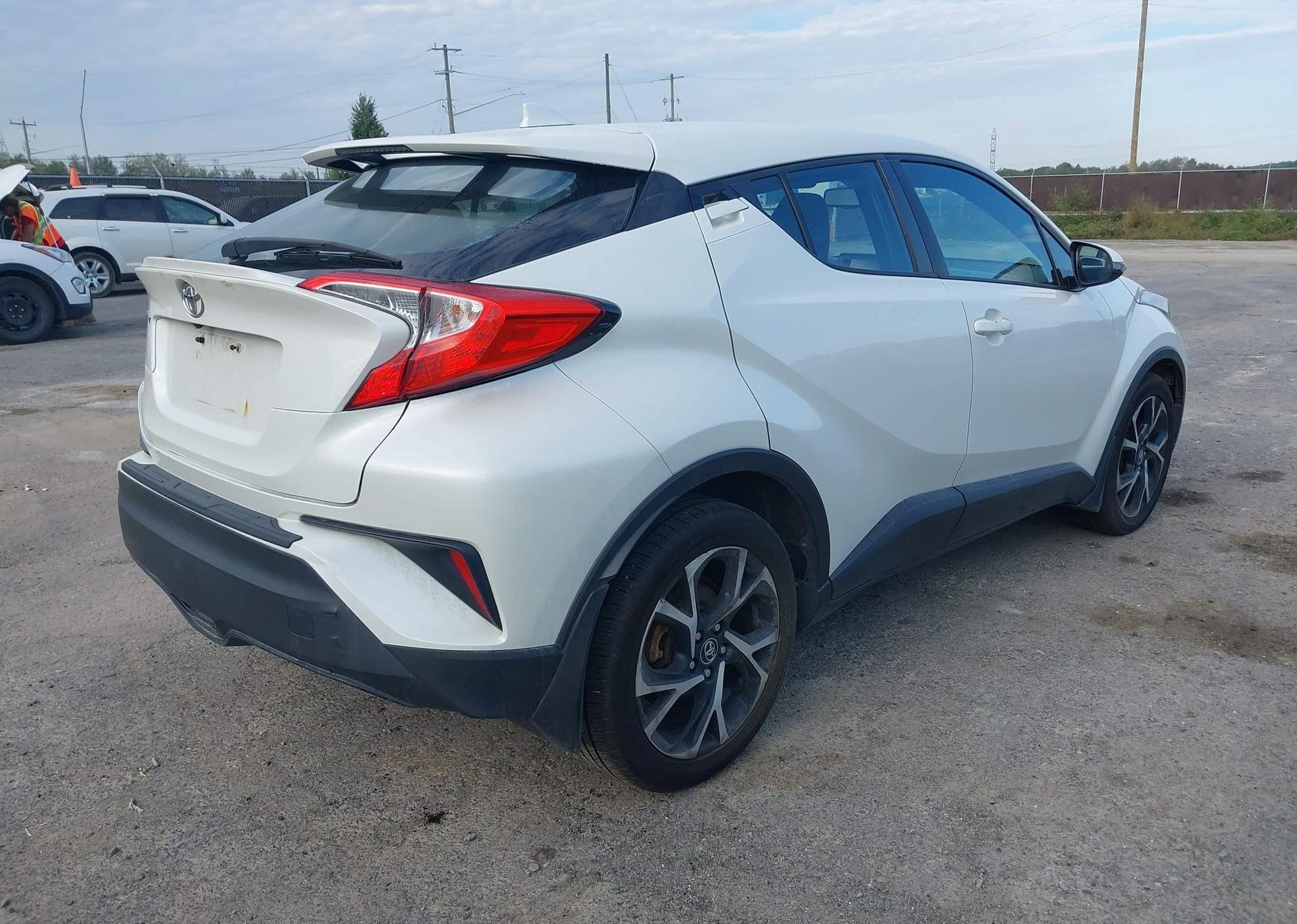 2018 TOYOTA C-HR XLE