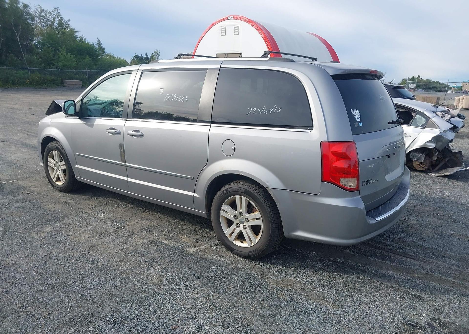 2016 DODGE GRAND CARAVAN CREW