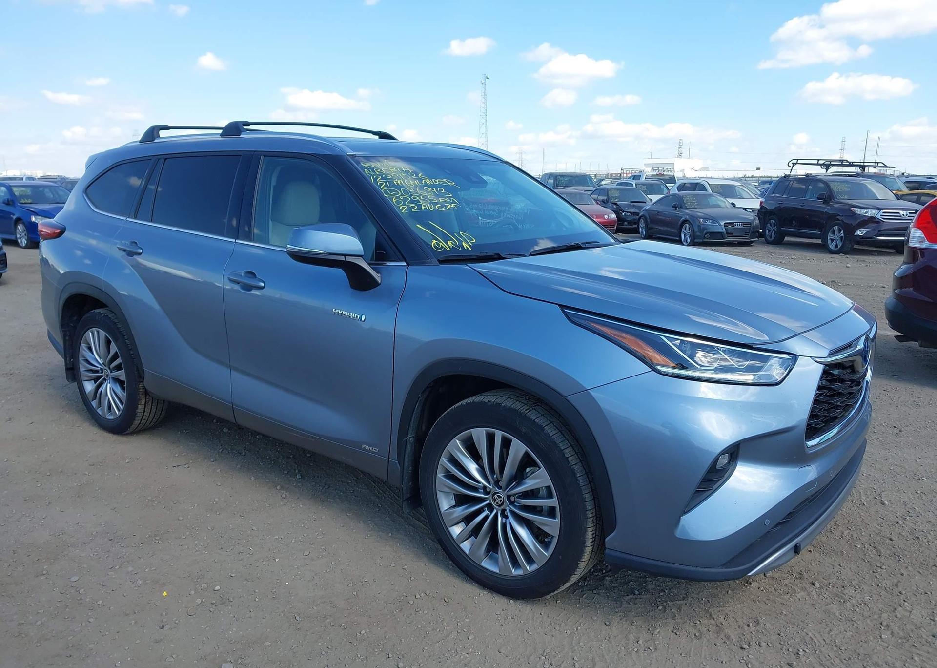2021 TOYOTA HIGHLANDER HYBRID PLATINUM