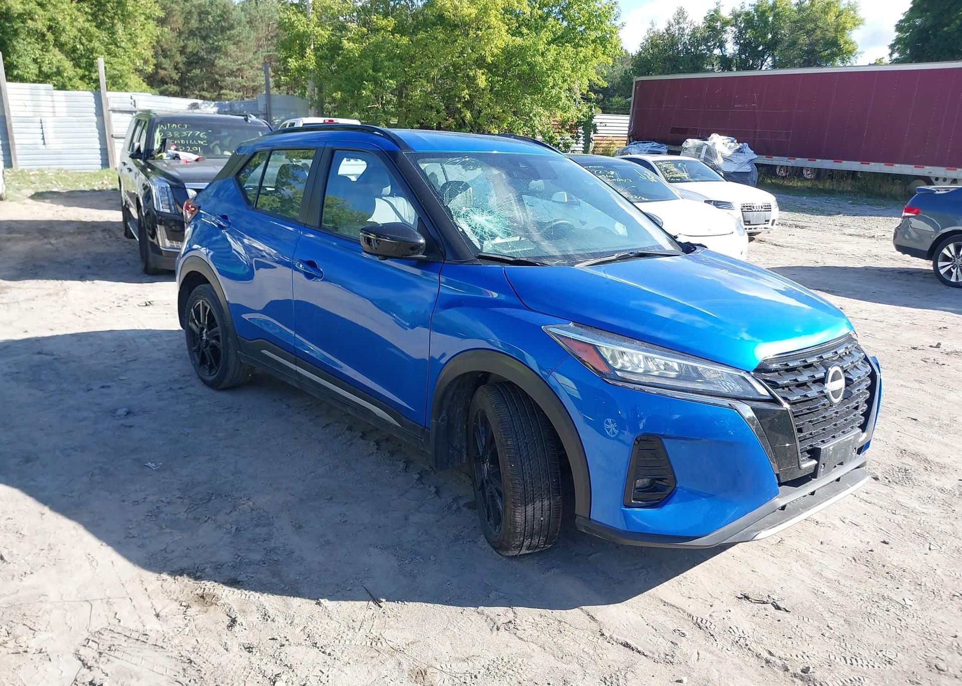 2024 NISSAN KICKS SR