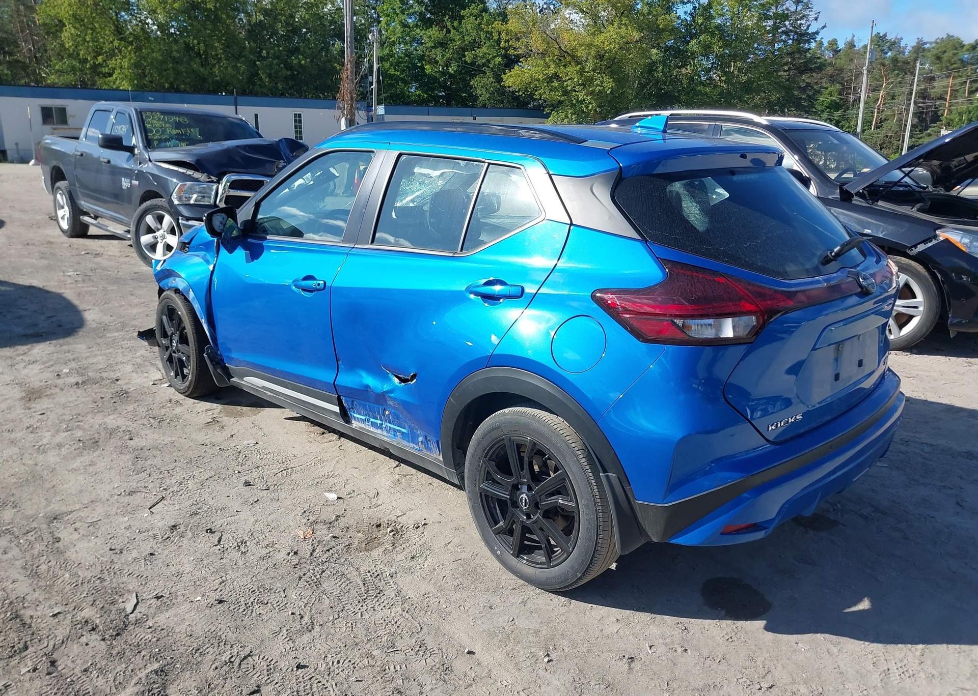 2024 NISSAN KICKS SR