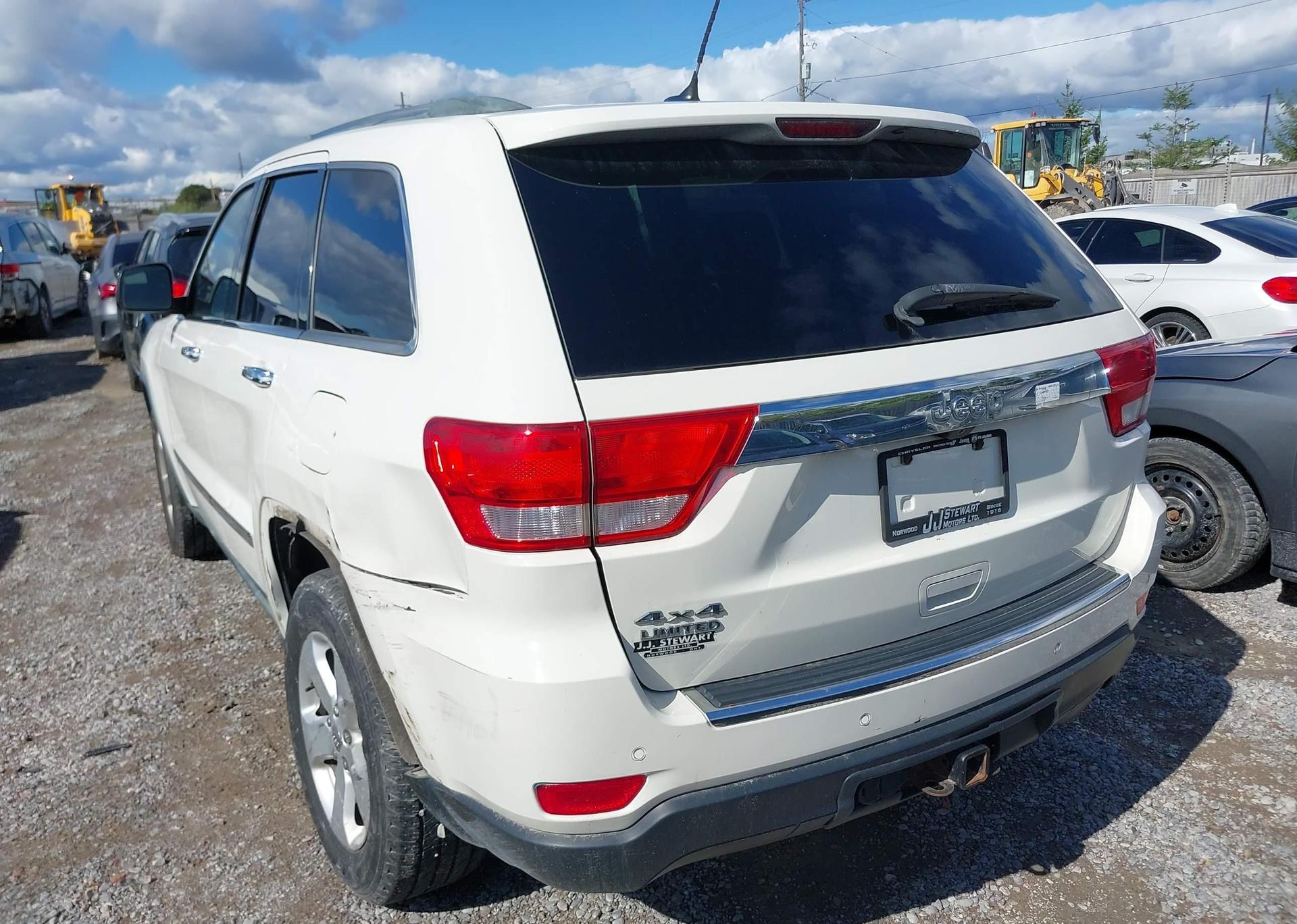 2011 JEEP GRAND CHEROKEE