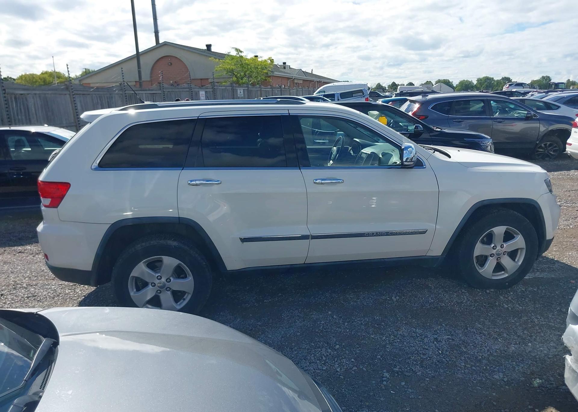 2011 JEEP GRAND CHEROKEE