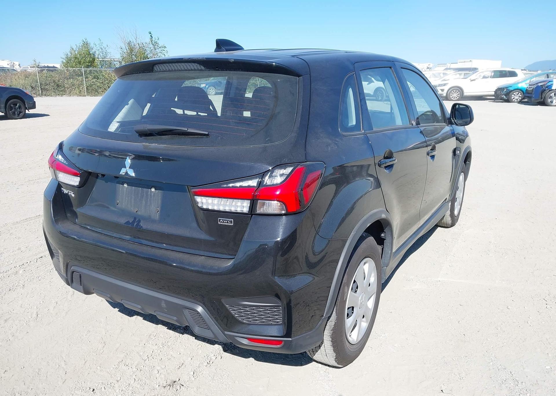 2024 MITSUBISHI RVR ES